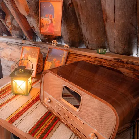 Cozy A-frame In The Woods 木屋 Pulju